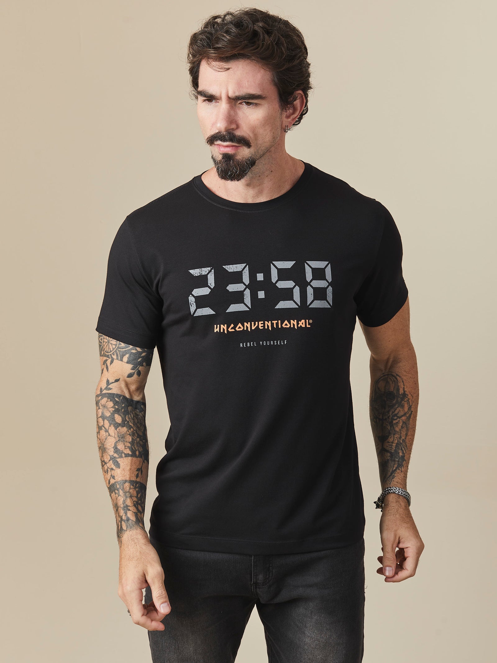 Camiseta_Unconventional_2_Minutes_to_Midnight