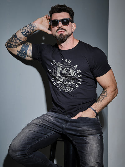 Camiseta Unconventional® Rock is the Answer