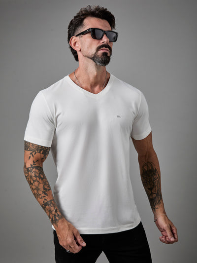 Camiseta Gola V - Off-white