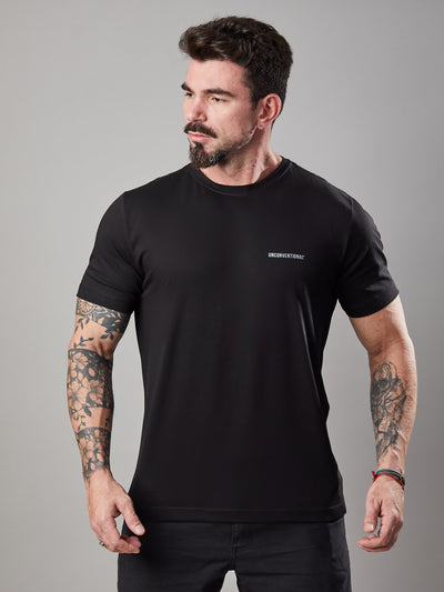 Camiseta Unconventional® Brasão em Algodão Egípcio