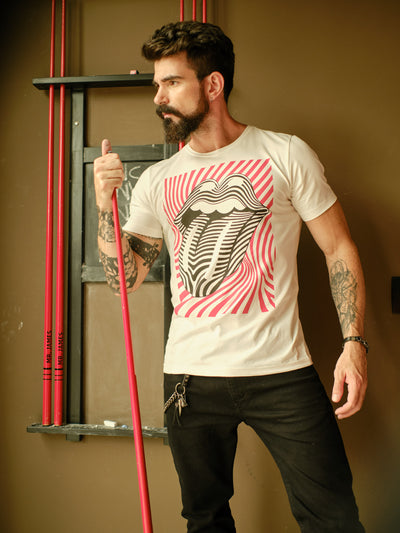 Camiseta Unconventional® Tongue em algodão egípcio off-white