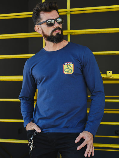 Camiseta Unconventional® Cobras Fumantes em Algodão Egípcio