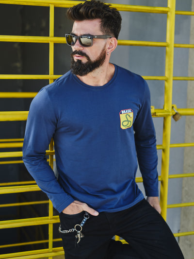 Camiseta Unconventional® Cobras Fumantes em Algodão Egípcio